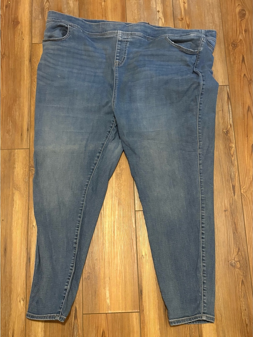 Torrid Medium Wash Skinny Jeans